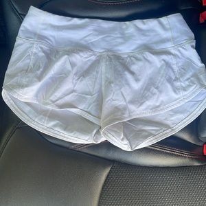 Lululemon low rise speed up shorts
